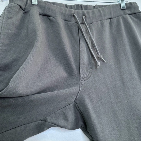 DULUTH TRADING CO Heavyweight Sweatpants Zip Pockets Medium - Picture 7 of 13